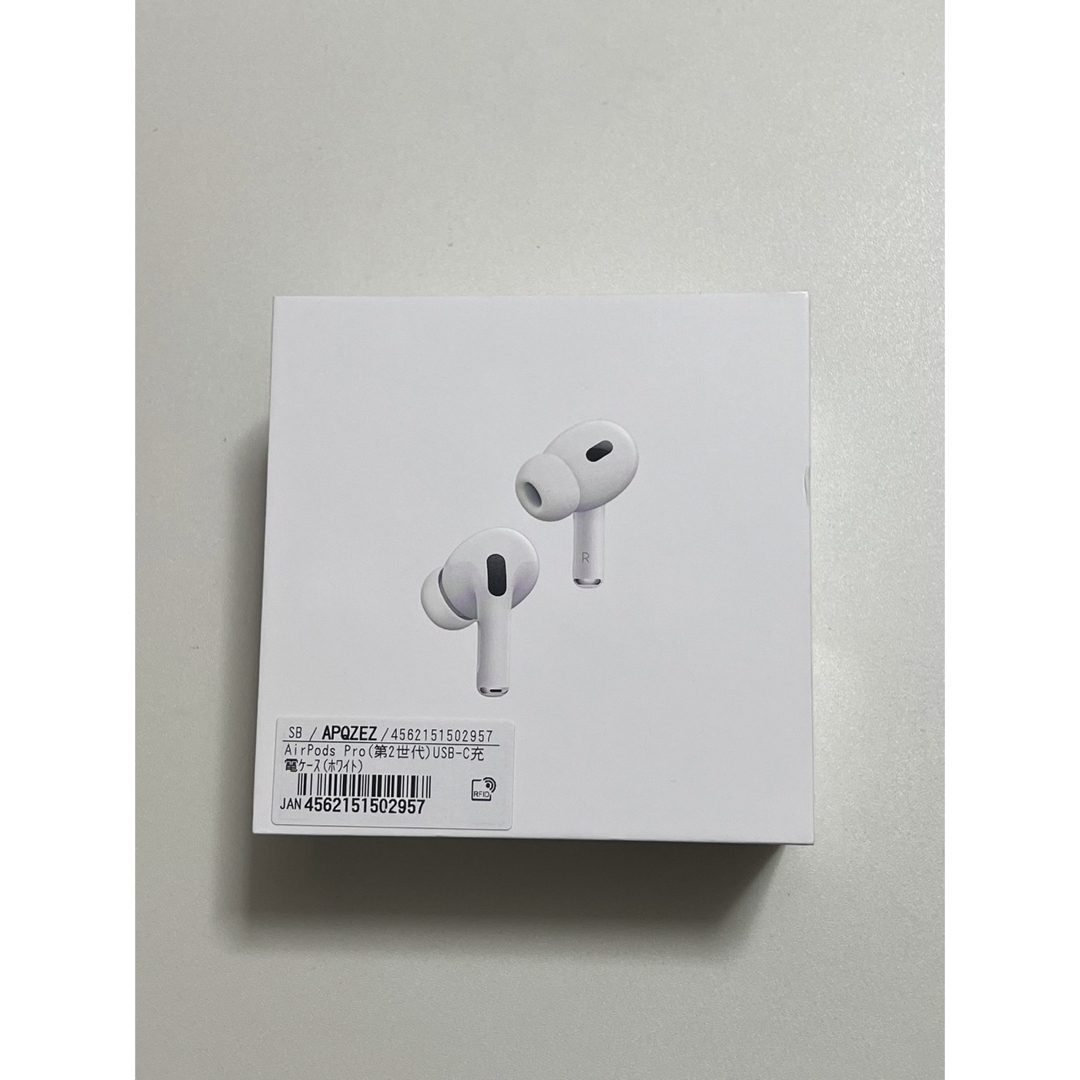 Apple(アップル)のAirPods Pro (第2世代)USB-C スマホ/家電/カメラのオーディオ機器(ヘッドフォン/イヤフォン)の商品写真