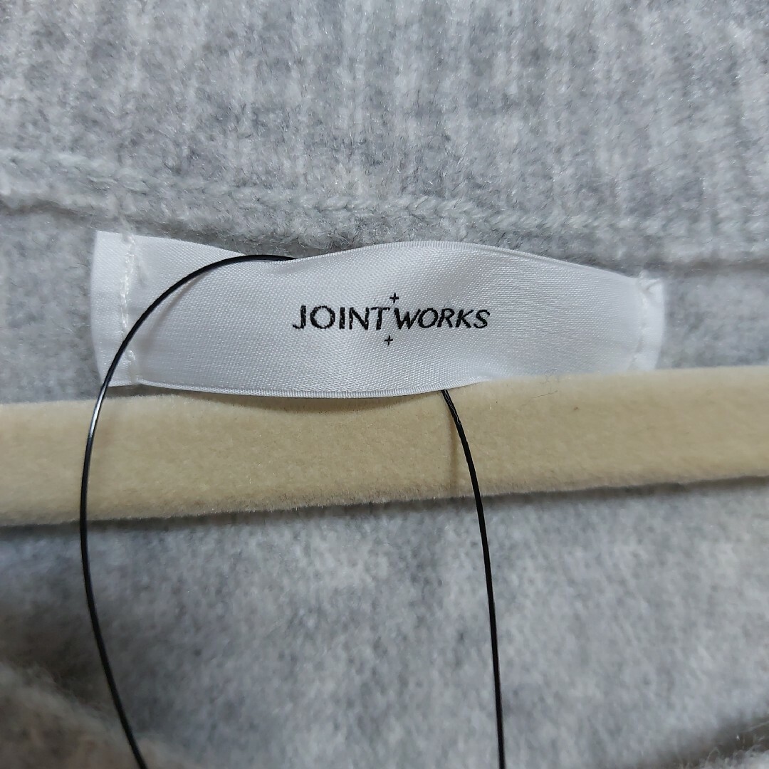 JOINT WORKS(ジョイントワークス)の未使用　JOINT WORKS グレーセーター レディースのトップス(ニット/セーター)の商品写真