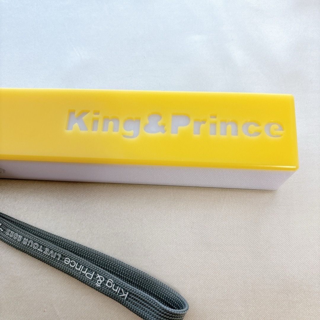 King & Prince(キングアンドプリンス)の1度使用⭐︎King & Prince ペンライト ピース　キンプリ エンタメ/ホビーのタレントグッズ(アイドルグッズ)の商品写真