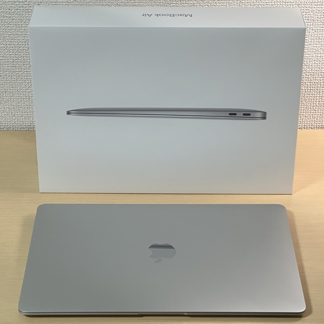 MacBook Air (Retina, 13-inch, 2020)MacBook