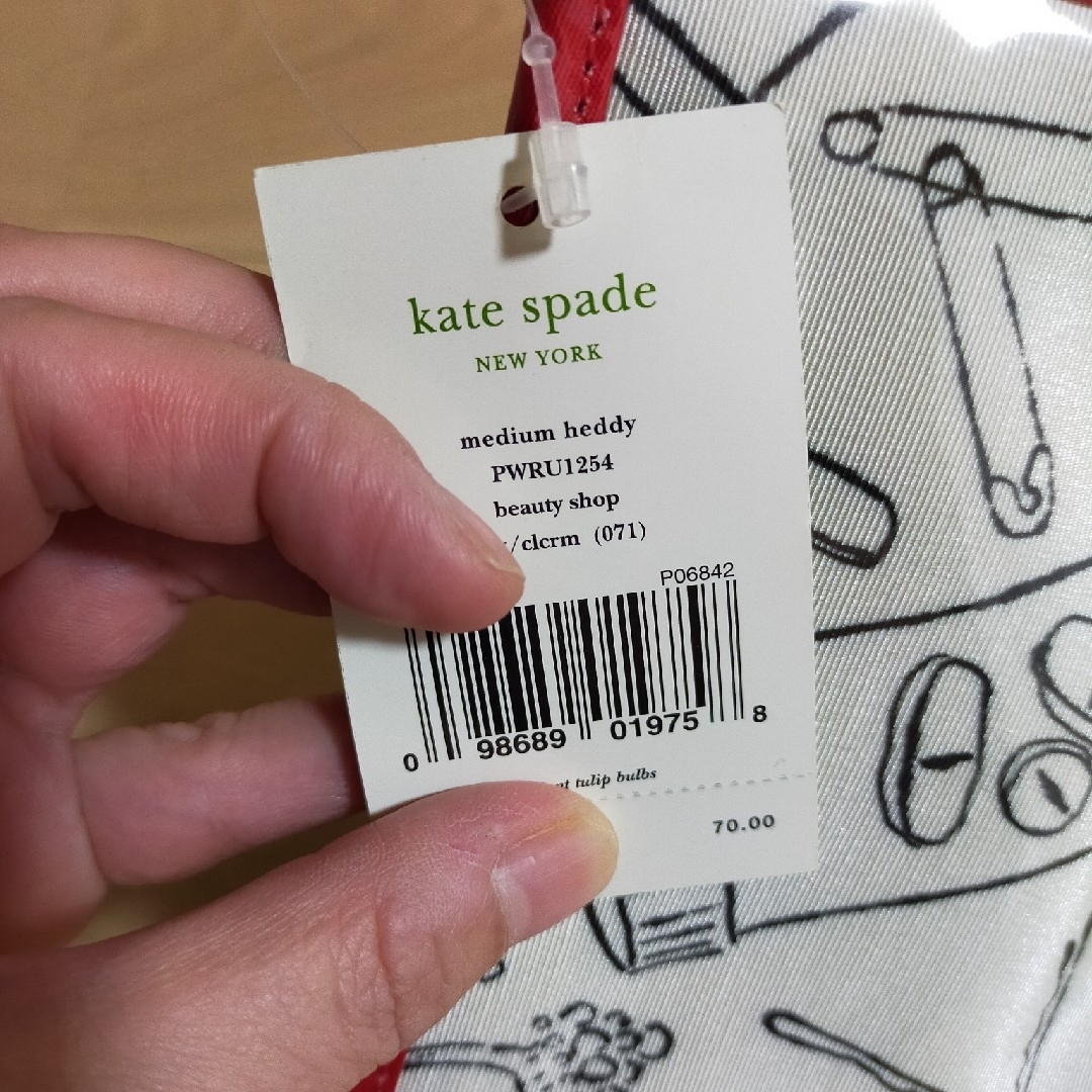 kate spade new york(ケイトスペードニューヨーク)の【新品タグ付】kate spade ケイトスペード　ポーチ(赤) レディースのファッション小物(ポーチ)の商品写真