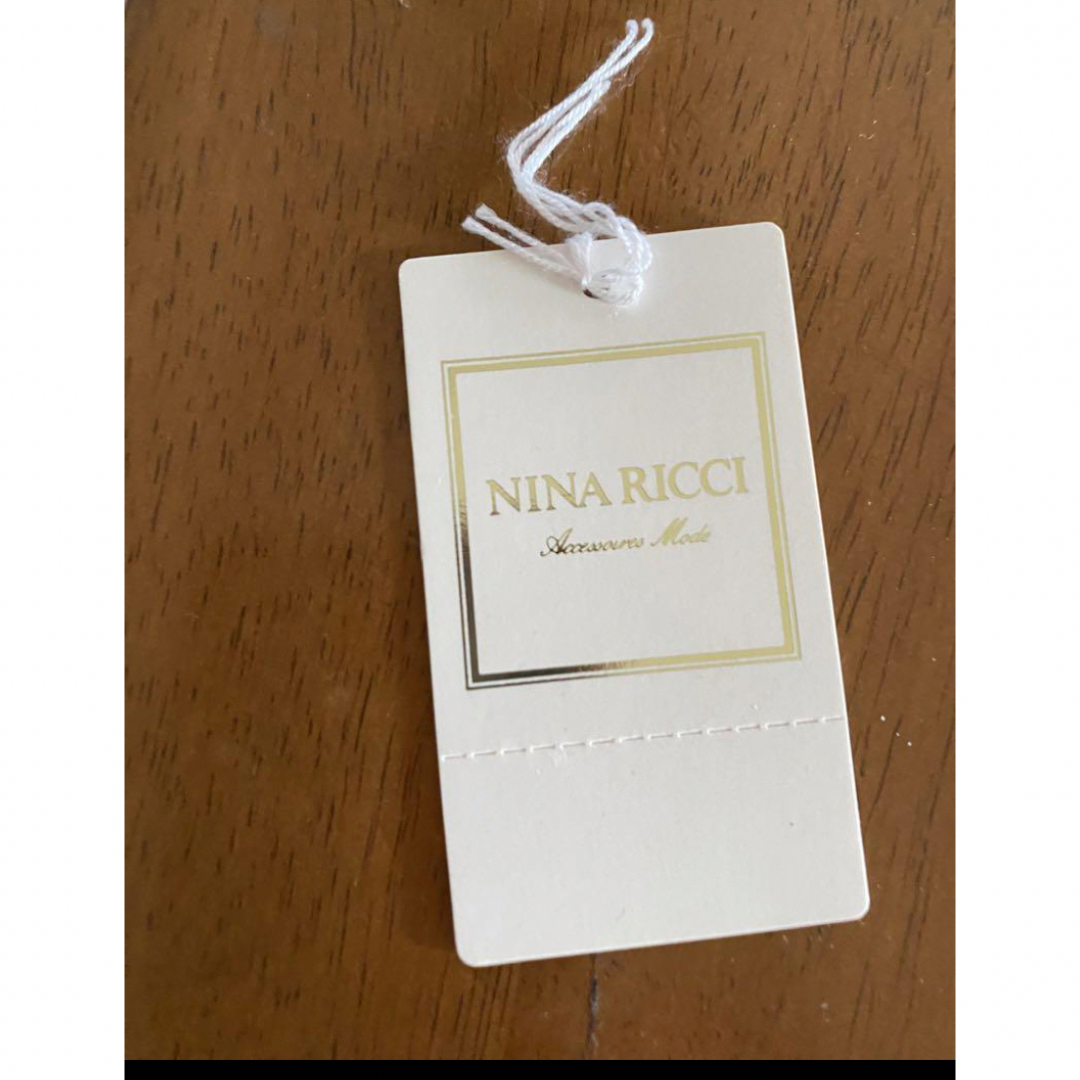 NINA RICCI(ニナリッチ)のNINA RICCI★未使用シルクスカーフ レディースのファッション小物(バンダナ/スカーフ)の商品写真