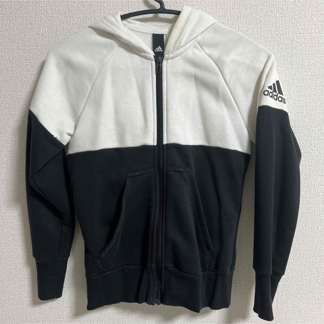 adidas(アディダス)のadidas パーカー レディースのトップス(パーカー)の商品写真