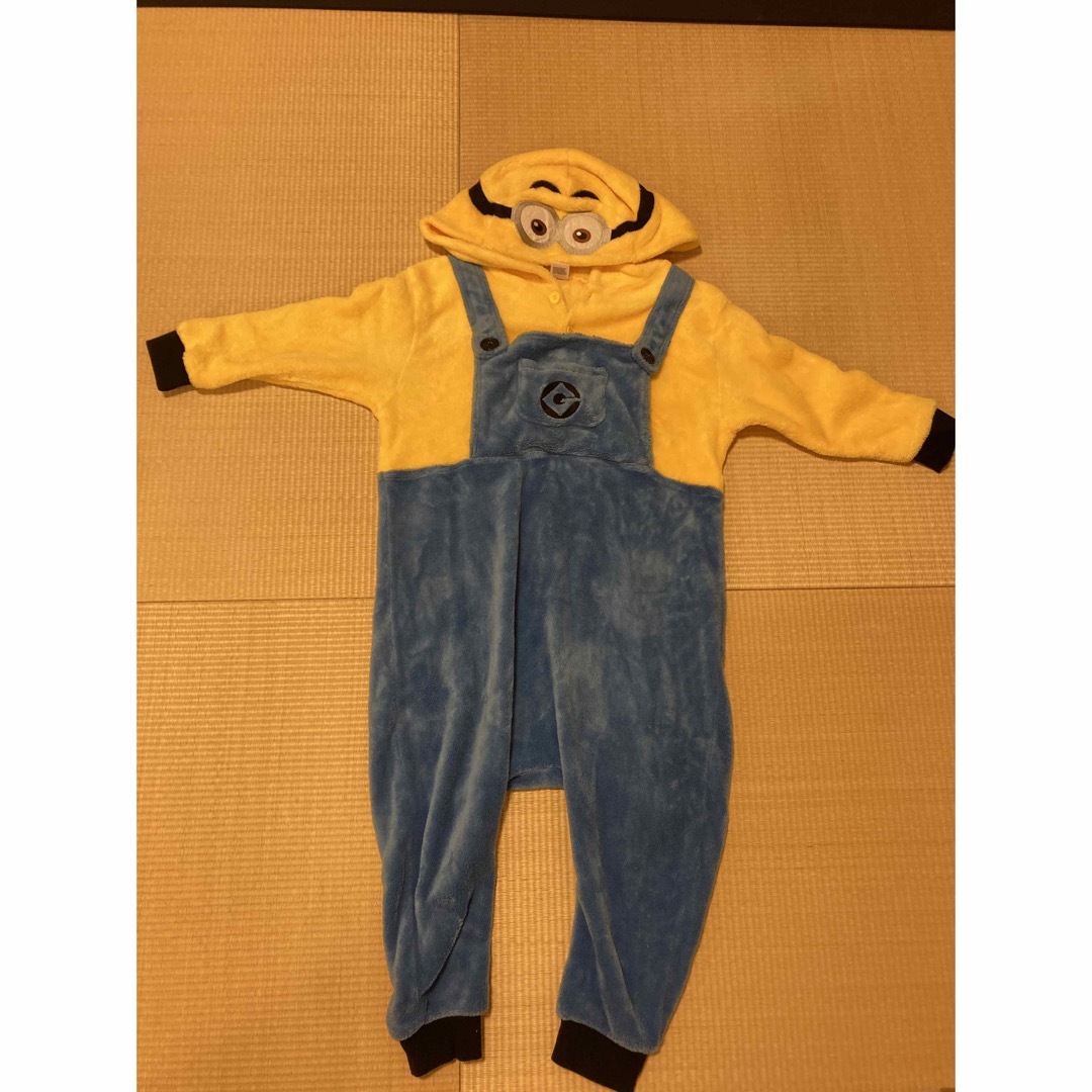 ミニオン(ミニオン)のミニオン　着ぐるみパジャマ キッズ/ベビー/マタニティのキッズ服男の子用(90cm~)(パジャマ)の商品写真