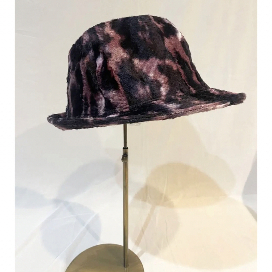 CA4LA(カシラ)のCA4LA カシラ ゼブラ 柄 個性派 Y2K ピンバッチ付ハット 日本製 メンズの帽子(ハット)の商品写真
