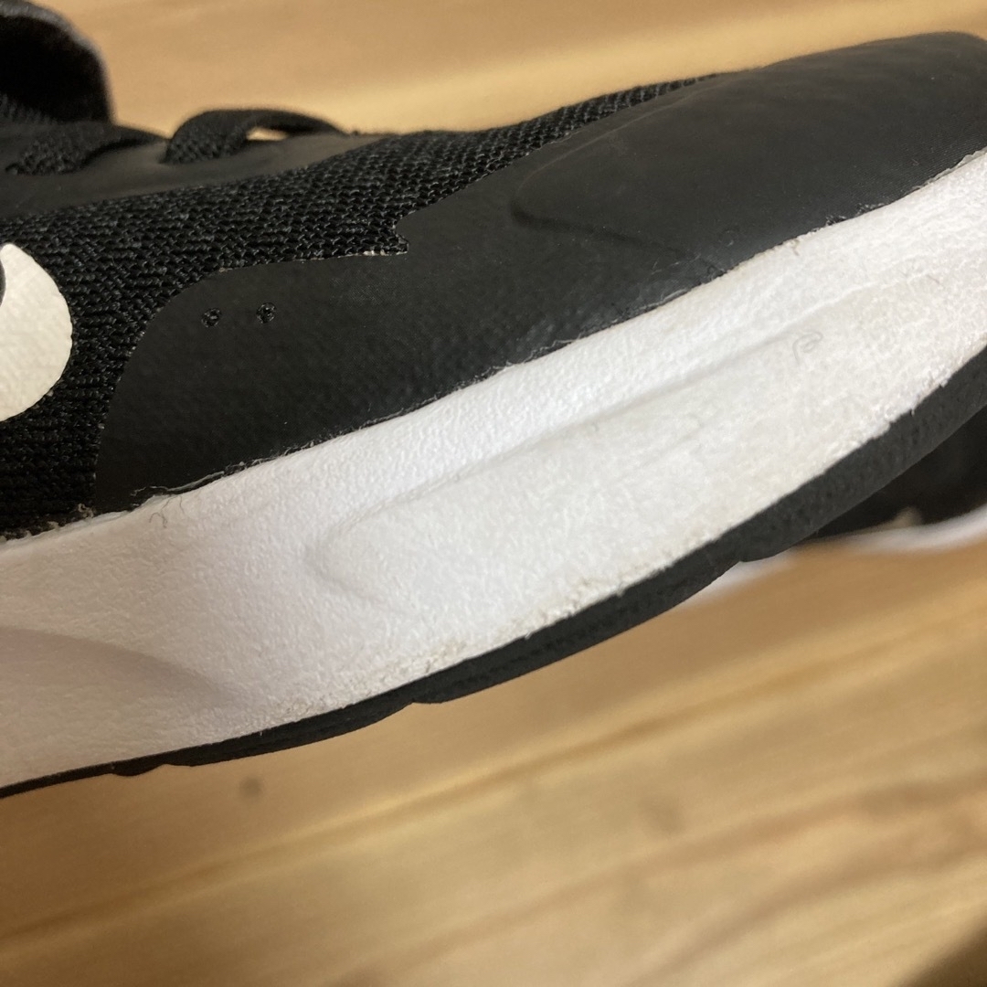 NIKE(ナイキ)の【最終値引き】NIKE スニーカー　us9c,15cm キッズ/ベビー/マタニティのキッズ靴/シューズ(15cm~)(スニーカー)の商品写真