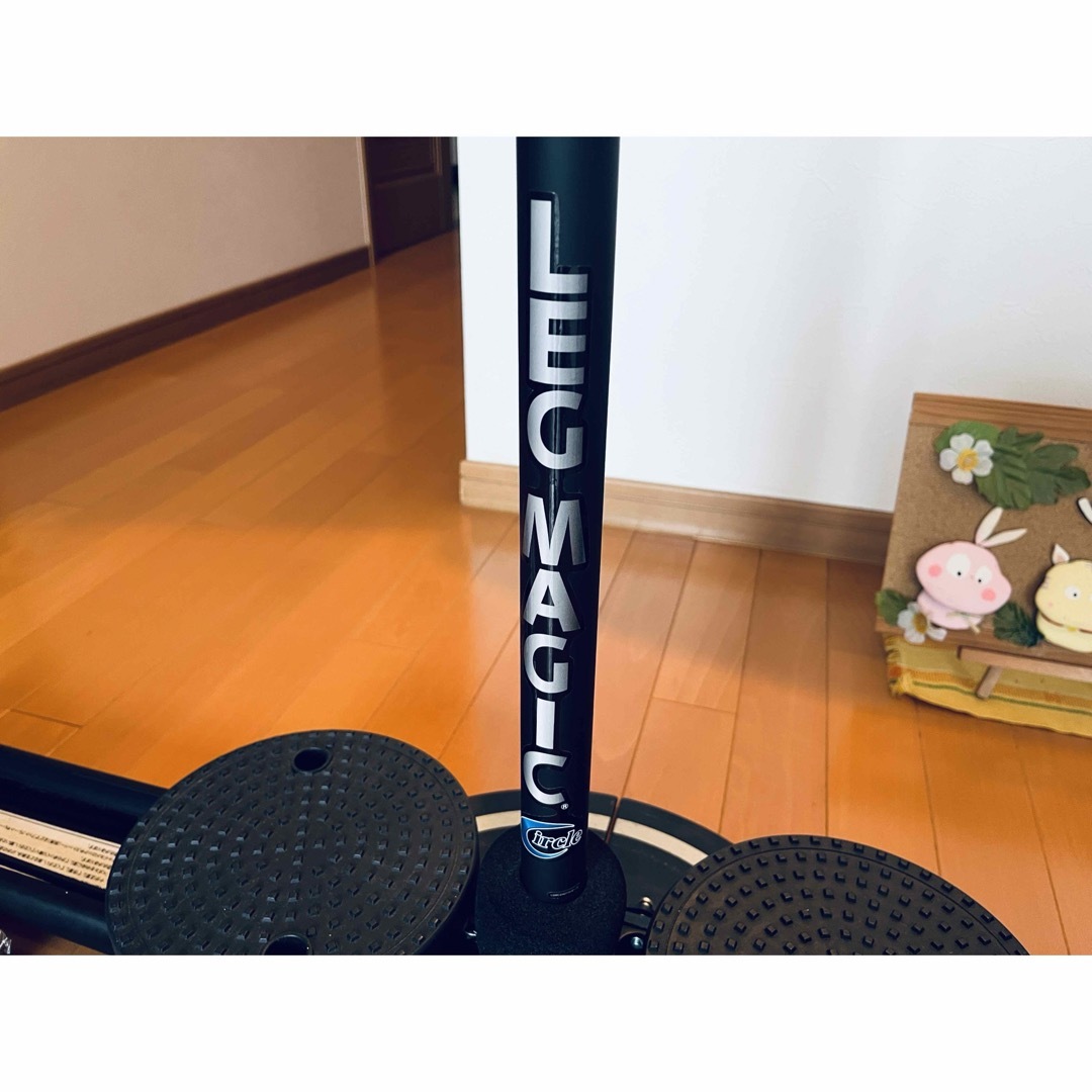 LEG MAGIC Circle レッグマジックサークル アップグレードキット付 スポーツ/アウトドアのトレーニング/エクササイズ(トレーニング用品)の商品写真