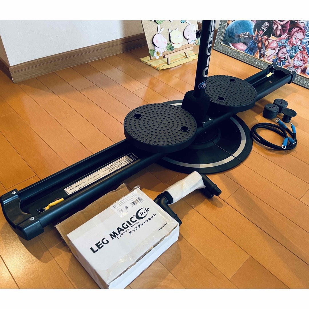 LEG MAGIC Circle レッグマジックサークル アップグレードキット付 スポーツ/アウトドアのトレーニング/エクササイズ(トレーニング用品)の商品写真