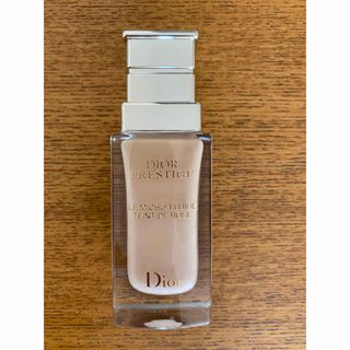 クリスチャンディオール(Christian Dior)のDior プレステージ ル フルイド タン ドゥ ローズ  30mL(ファンデーション)