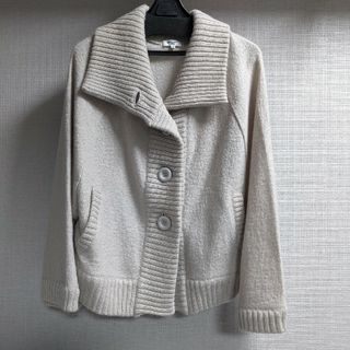 ナチュラルビューティーベーシック(NATURAL BEAUTY BASIC)のショート丈カーディガンMサイズ（ナチュラルビューティーベーシック）(カーディガン)