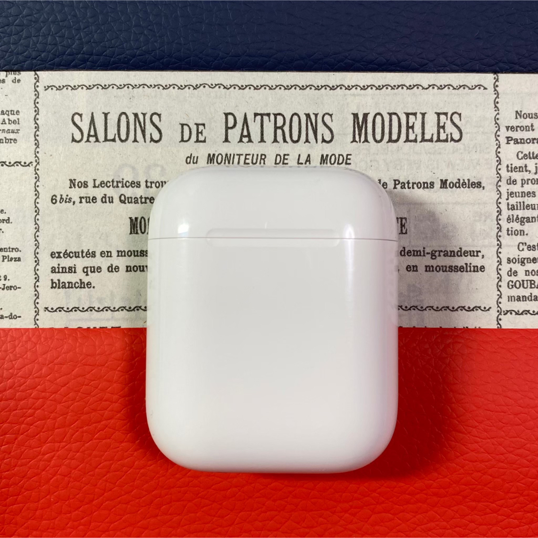 Apple(アップル)のエアーポッツ　充電ケース　第1世代　第一世代　充電器　充電　A1602 スマホ/家電/カメラのオーディオ機器(ヘッドフォン/イヤフォン)の商品写真