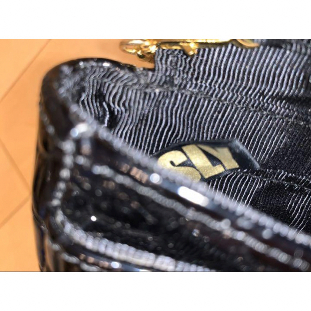 SLY(スライ)のＳＬＹ　ノベルティ　クロコ風型　バック　新品未使用　ショルダーバック レディースのバッグ(ショルダーバッグ)の商品写真