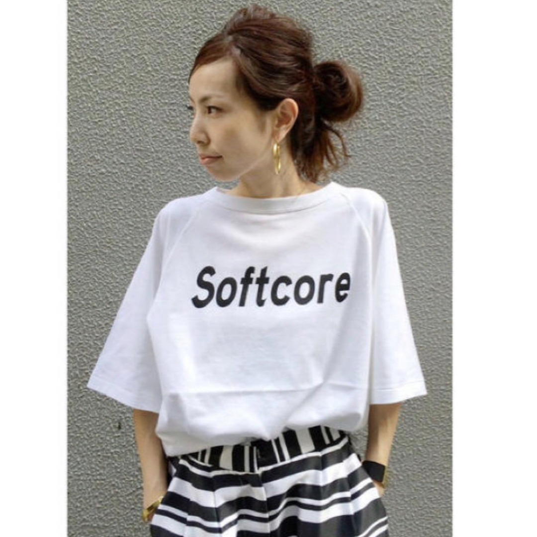 L'Appartement DEUXIEME CLASSE(アパルトモンドゥーズィエムクラス)のアパルトモン× アメリカーナ Softcore AMERICANA レディースのトップス(Tシャツ(半袖/袖なし))の商品写真