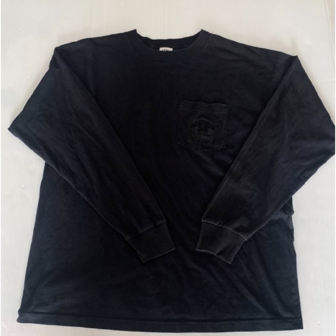 Chrome Hearts(クロムハーツ)の初期　クロムハーツ　長袖Tシャツ　セメタリークロス刺繍 メンズのトップス(Tシャツ/カットソー(七分/長袖))の商品写真