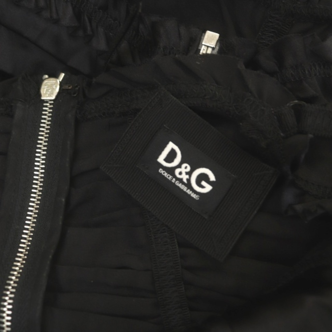 D&G(ディーアンドジー)のディー&ジー ドルチェ&ガッバーナ ギャザータックシルクサテンセットアップ レディースのトップス(カットソー(半袖/袖なし))の商品写真