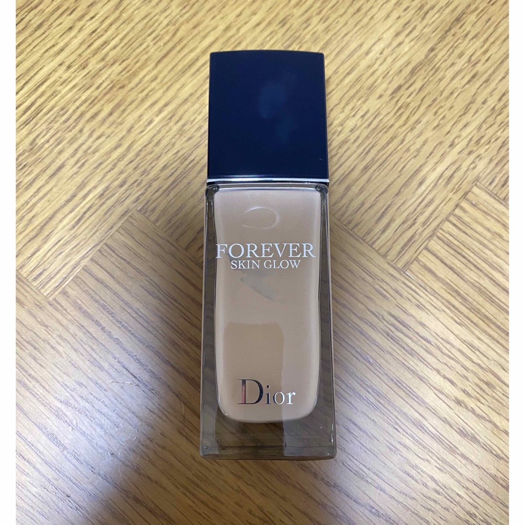 Dior(ディオール)のディオール　リキッドファンデーション　1N コスメ/美容のベースメイク/化粧品(ファンデーション)の商品写真