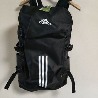 アディダス(adidas)のサイモン＆ガーファンクルさま専用　adidas40L大容量バックパック(バッグパック/リュック)