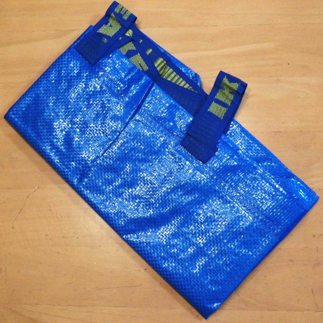 IKEA(イケア)のフラクタ IKEA イケア FRAKTA エコバッグ ブルー Lサイズ 匿名配送 エンタメ/ホビーのアート用品(その他)の商品写真