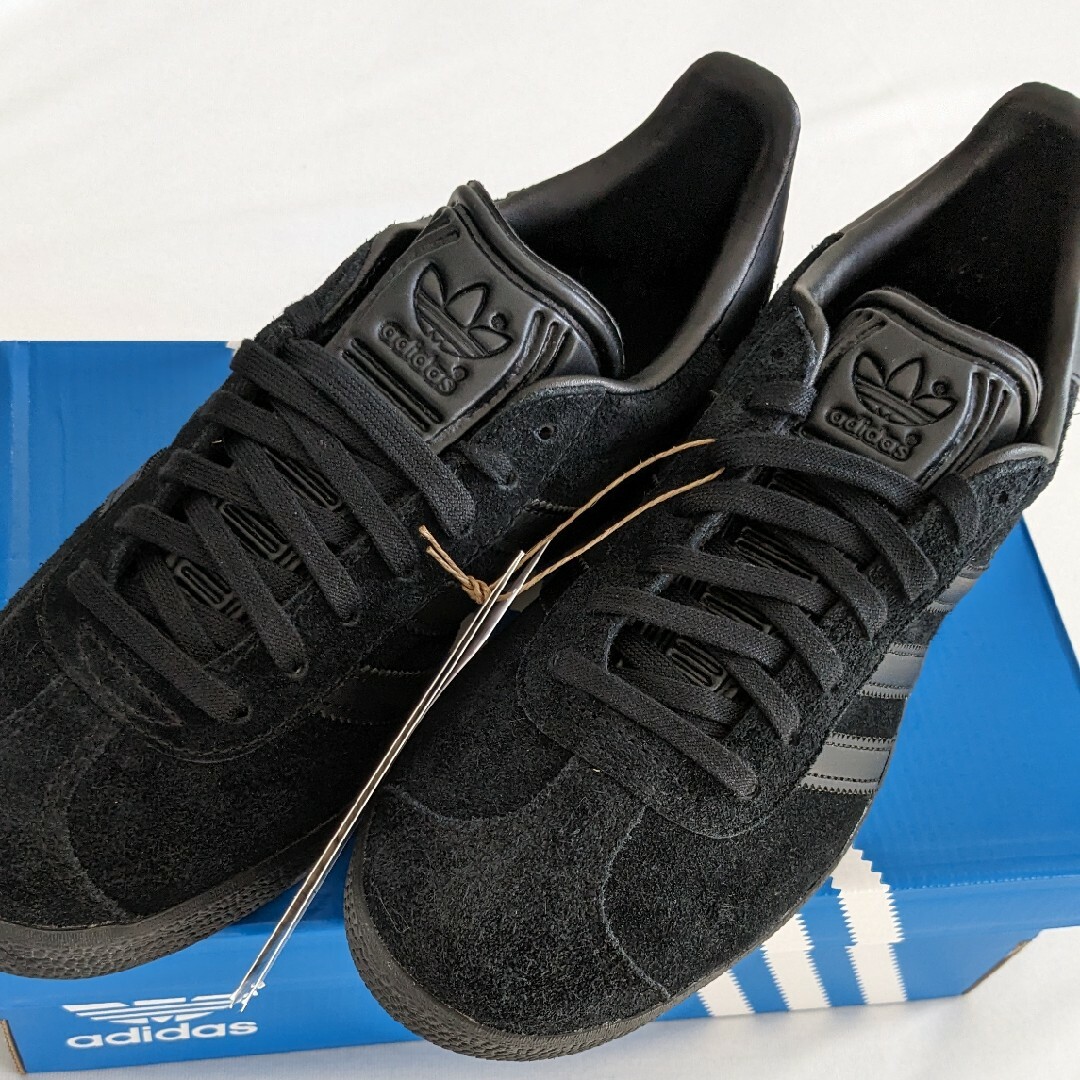 16800円 GAZELLE アディダス CQ2809 ガゼル 【22.5】新品 adidas