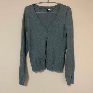 エイチアンドエム(H&M)のH&M グレーカーディガン(カーディガン)