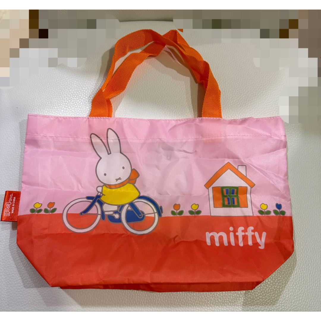 miffy(ミッフィー)の🌟ミッフィー🌟トートバッグ　送料込み エンタメ/ホビーのおもちゃ/ぬいぐるみ(キャラクターグッズ)の商品写真