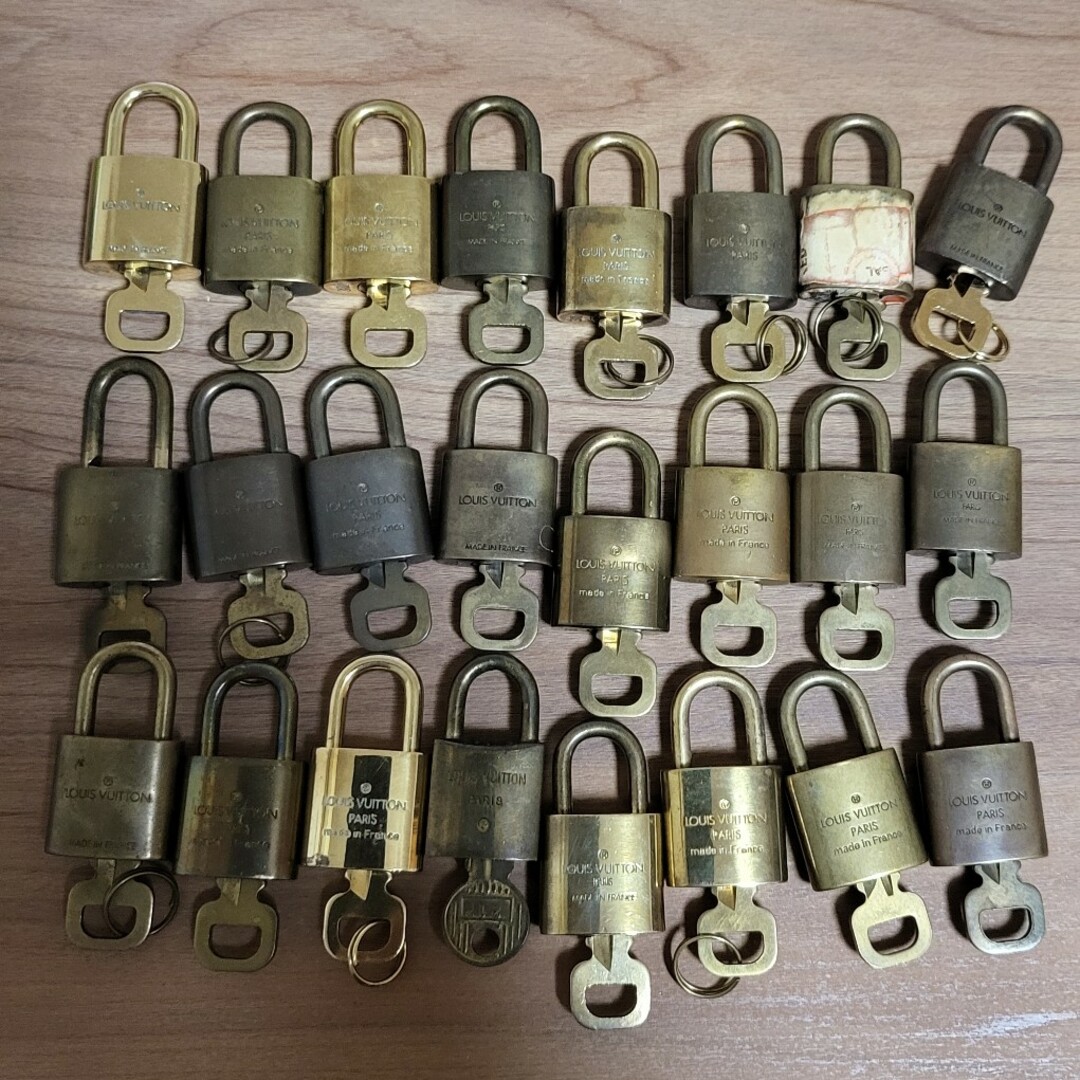LV ルイヴィトン パドロック カデナ 南京錠 まとめ セット LV ルイヴィトン パドロック カデナ 南京錠 まとめ セット