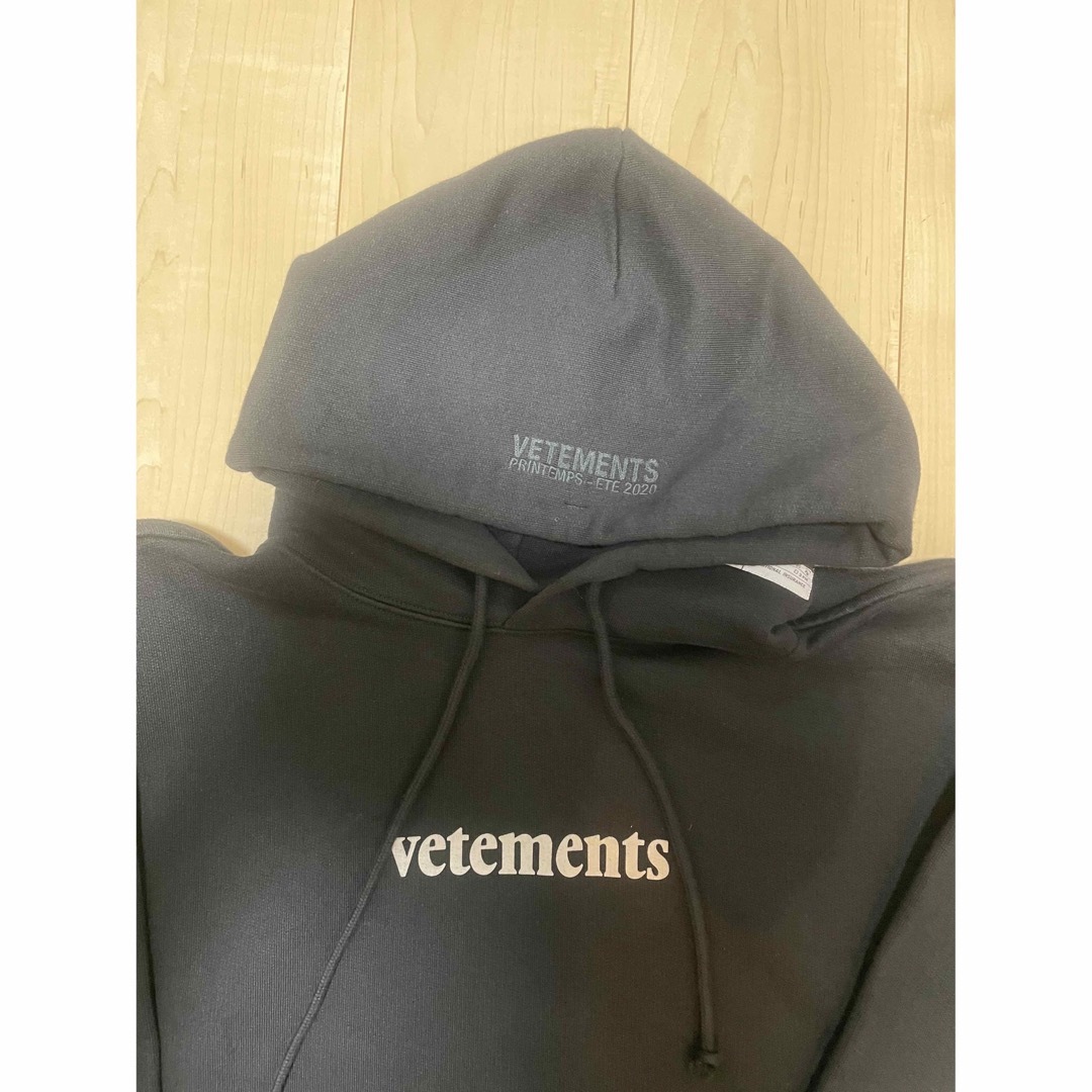 ヴェトモン VETEMENTS センターロゴパーカー 20SS