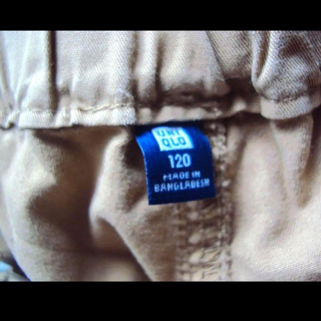 UNIQLO(ユニクロ)のユニクロ　UNIQLO　キッズショートパンツ　ベージュ　120 キッズ/ベビー/マタニティのキッズ服男の子用(90cm~)(パンツ/スパッツ)の商品写真