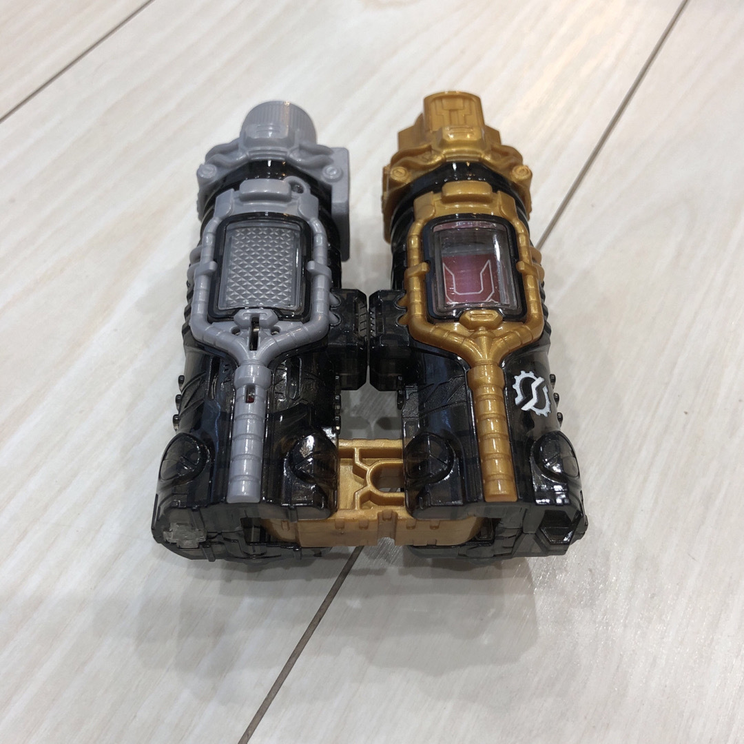 BANDAI(バンダイ)の【最終値下げ】仮面ライダービルドなりきりセット まとめ売り エンタメ/ホビーのおもちゃ/ぬいぐるみ(キャラクターグッズ)の商品写真