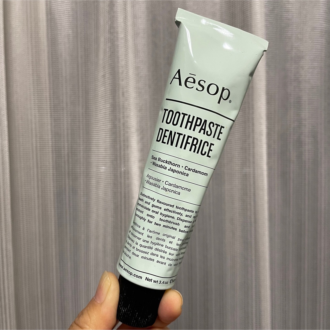 Aesop toothpaste 4