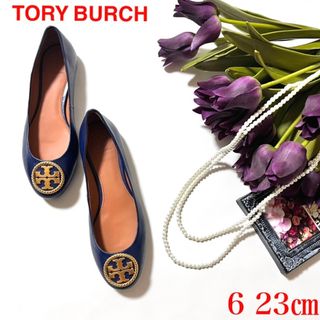 ✨ほぼ未使用✨Tory Burch フラットパンプス 金ロゴ リボン エナメル