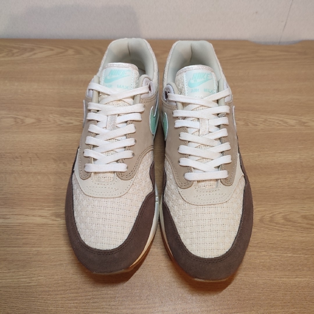 NIKE(ナイキ)の新品 NIKE AIR MAX 1 QS CREPE 2.0 "HEMP" メンズの靴/シューズ(スニーカー)の商品写真