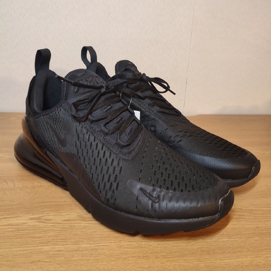 NIKE(ナイキ)の箱・タグ付 NIKE AIR MAX 270 "ALL BLACK" 28.5 メンズの靴/シューズ(スニーカー)の商品写真