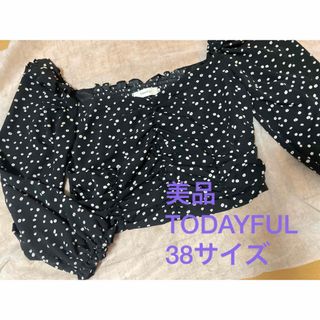 トゥデイフル(TODAYFUL)の美品　TODAYFUL スクエアネック　ギャザー　ブラウス(シャツ/ブラウス(長袖/七分))