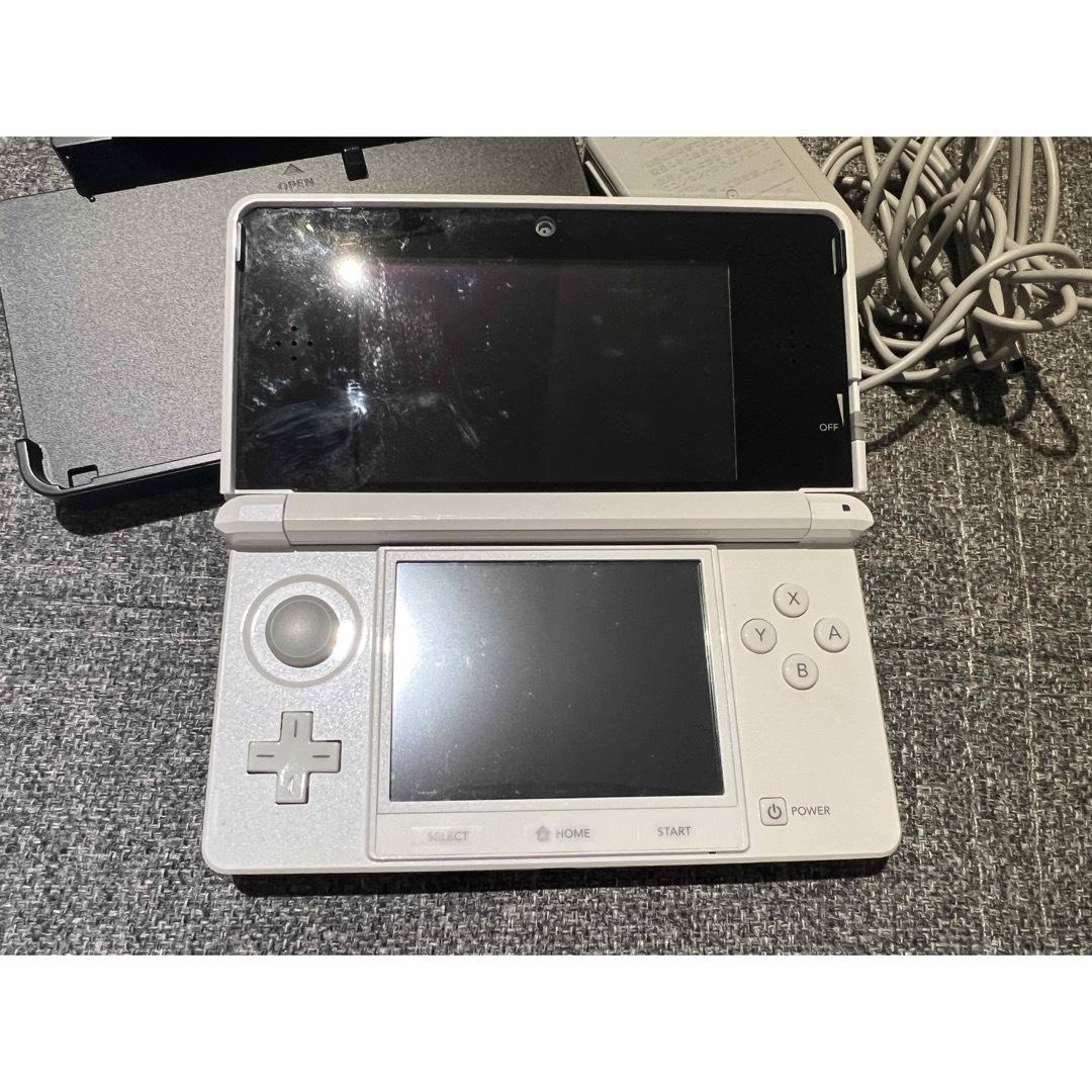 Nintendo 3DS エンタメ/ホビーのゲームソフト/ゲーム機本体(携帯用ゲーム機本体)の商品写真