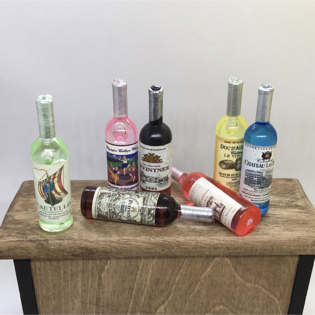 7本セット ミニチュアワインボトル お酒のボトル ミニチュアドリンクの