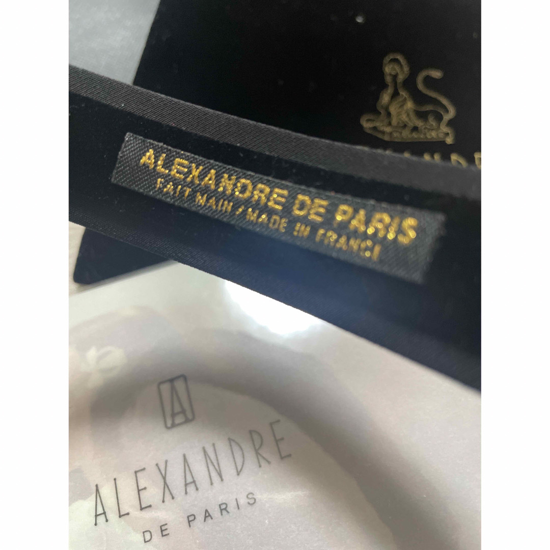 Alexandre de Paris(アレクサンドルドゥパリ)の2.5 センチアレクサンドル ドゥ パリ サテン カチューシャ　ブラック レディースのヘアアクセサリー(カチューシャ)の商品写真