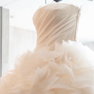 Vera Wang(ウェディングドレス)のフリマアイテム一覧 Vera Wang(ウェディングドレス)のフリマアイテム一覧