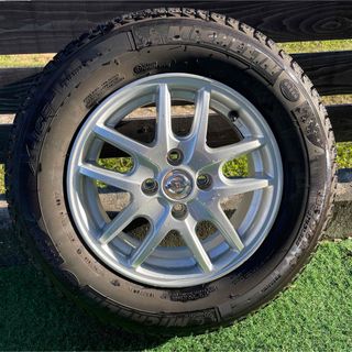 E52エルグランド／225/55R18スタッドレスアルミ付4本