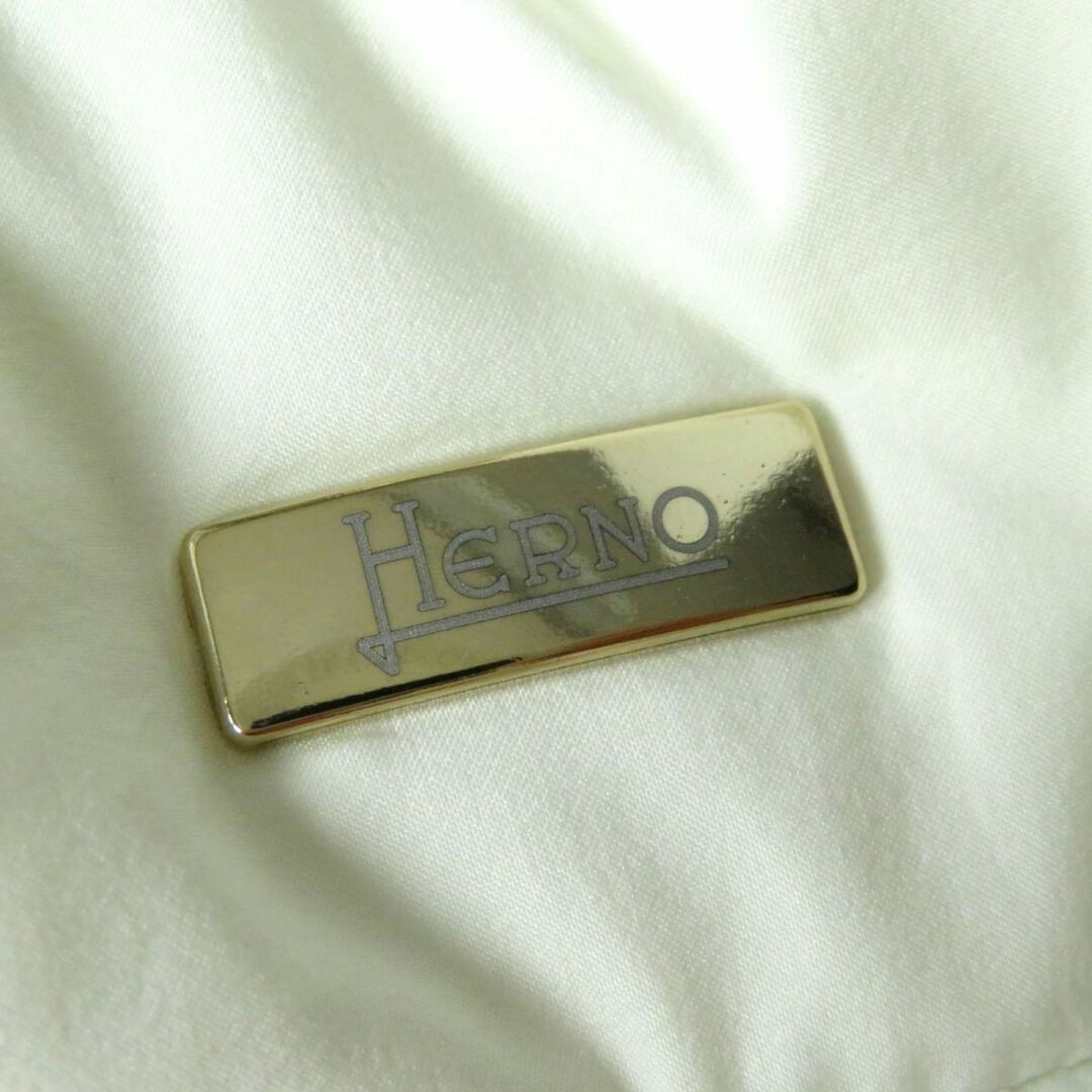 極美品◎正規品 21年 HERNO ヘルノ PI0506D ロゴプレート付き 八分袖 ハイネック ショート丈 ダウンジャケット レディース ホワイト 白 42 5