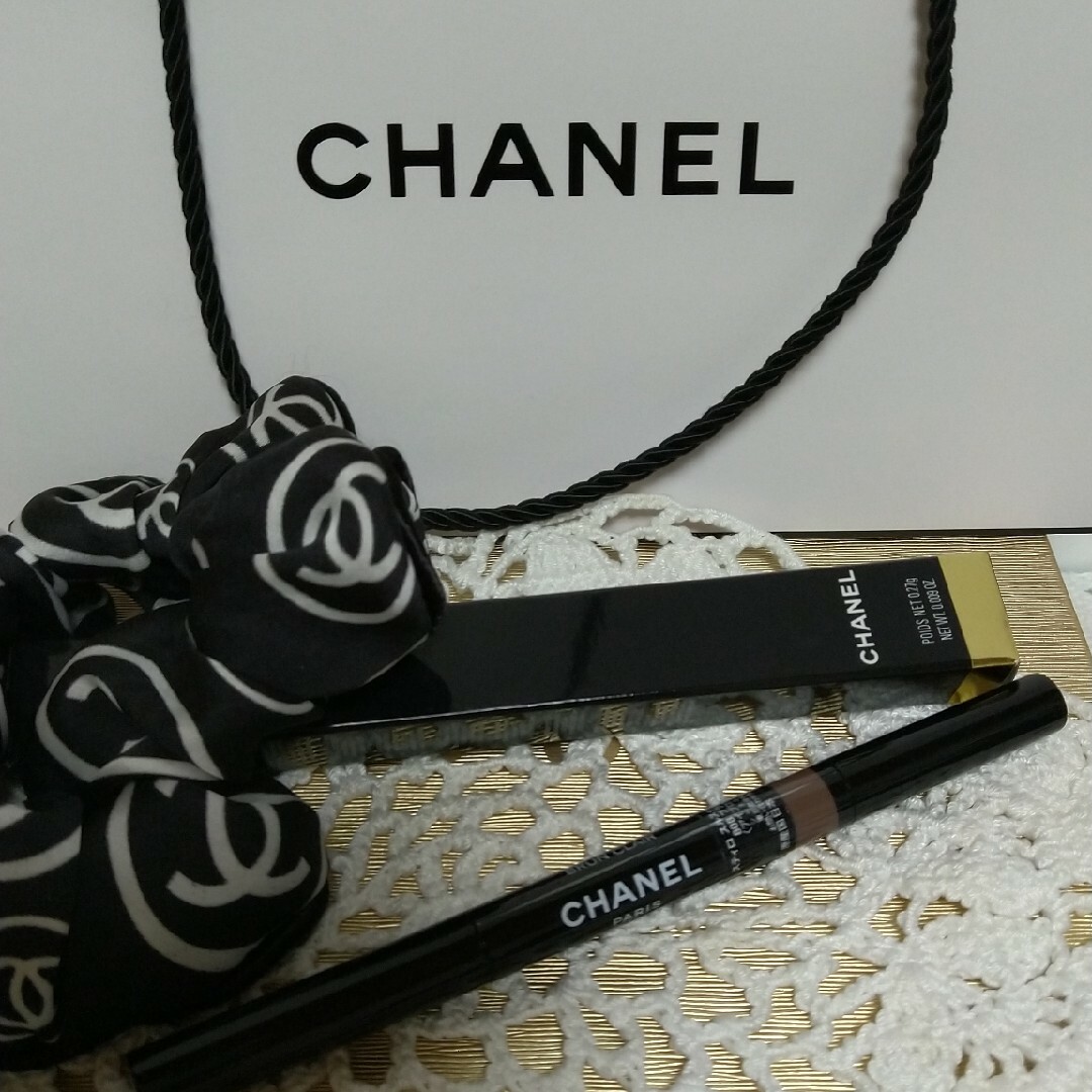 CHANEL(シャネル)のCHANEL アイブロウ ペンシル コスメ/美容のベースメイク/化粧品(アイブロウペンシル)の商品写真