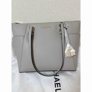 Michael Kors - 【新品未使用】マイケルコース ゴールド リュック 即日 ...