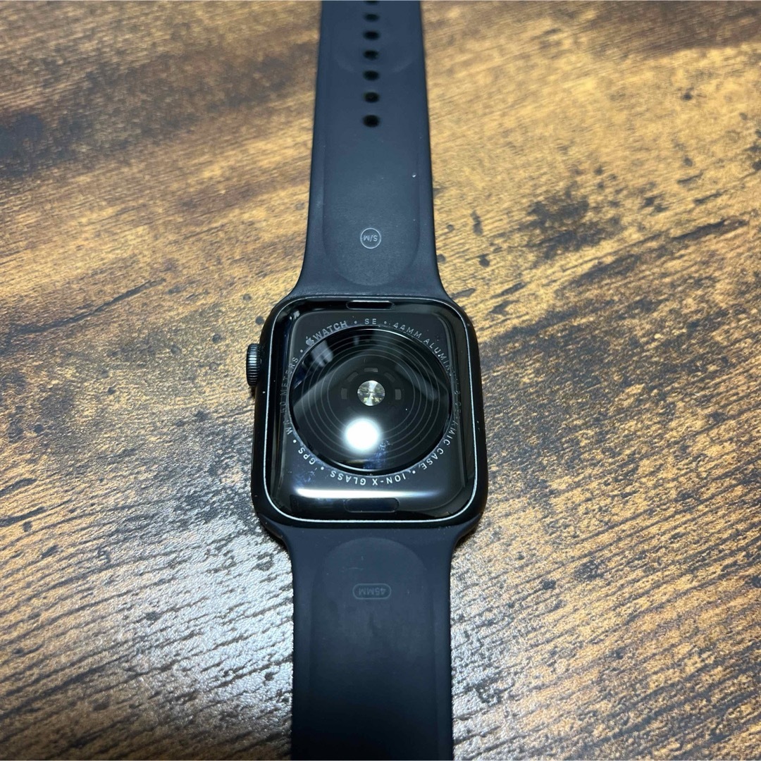 Apple Watch(アップルウォッチ)のApple Watch SE(GPSモデル) 44mmスペースグレ… メンズの時計(腕時計(デジタル))の商品写真