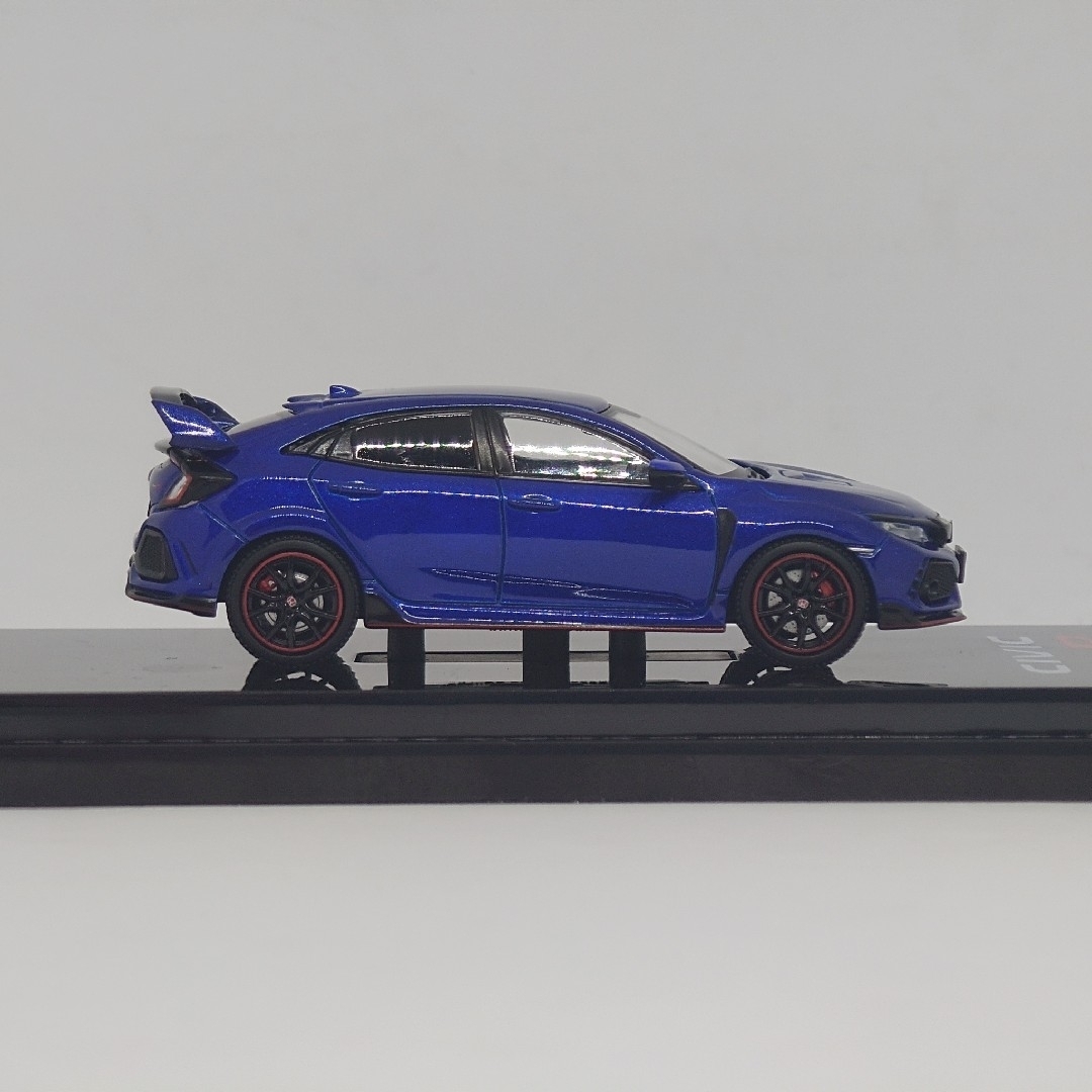 HobbyJAPAN(ホビージャパン)のホビージャパン 1/64 ホンダ シビックタイプR FK8 2017 ブルー エンタメ/ホビーのおもちゃ/ぬいぐるみ(ミニカー)の商品写真