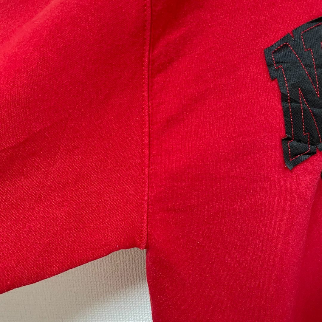 Russell Athletic(ラッセルアスレティック)の90s 古着 RUSSSEL ATHLETIC 長袖スウェット 縫い付け 刺繍 メンズのトップス(スウェット)の商品写真