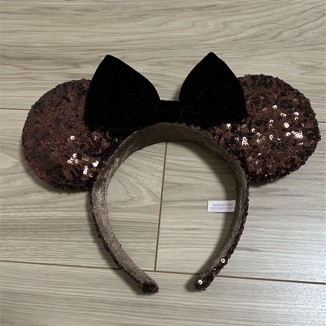 Disney(ディズニー)のディズニー　カチューシャ　スパンコール レディースのヘアアクセサリー(カチューシャ)の商品写真