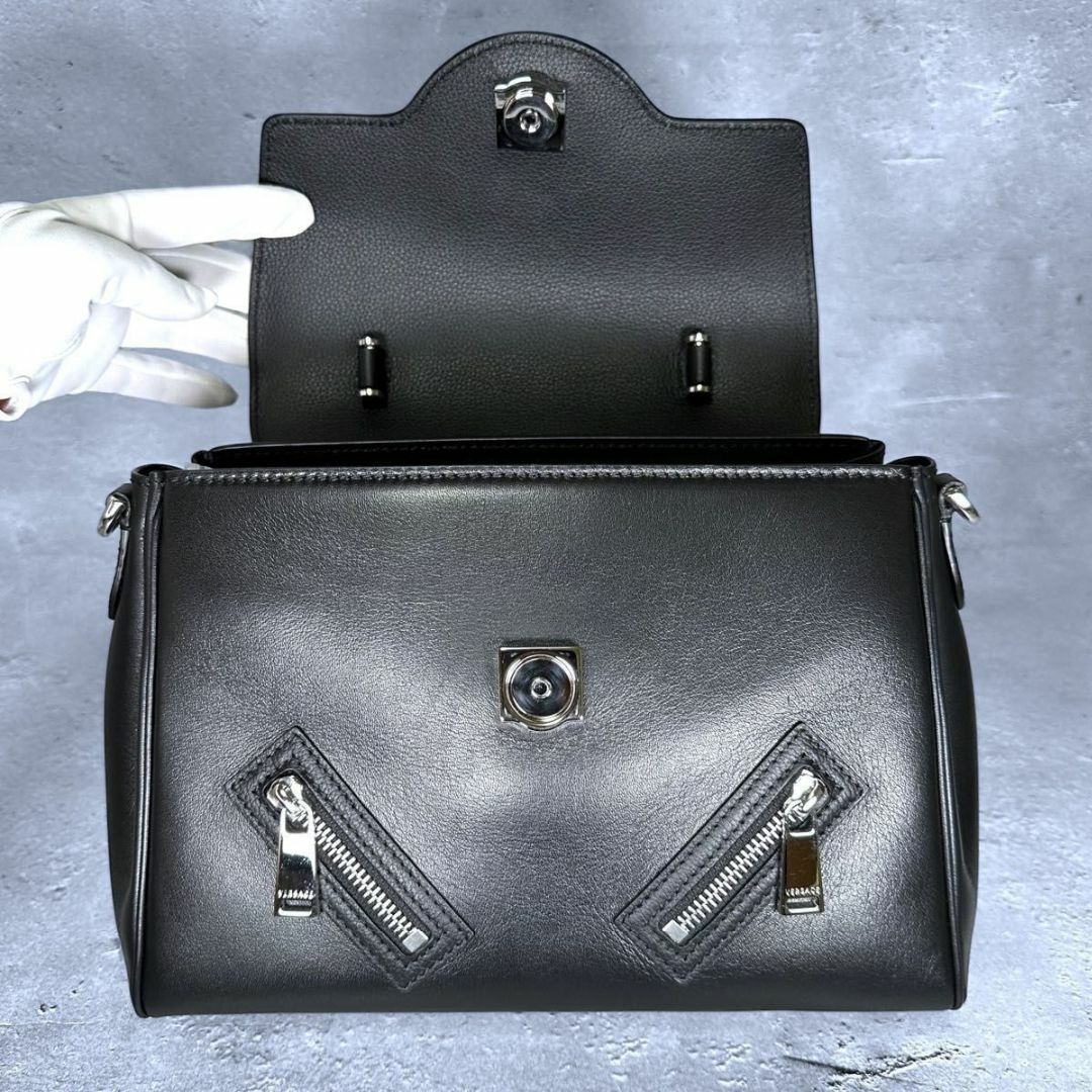VERSACE - 【超美品】VERSACE ラ メドゥーサ ハンドバッグ