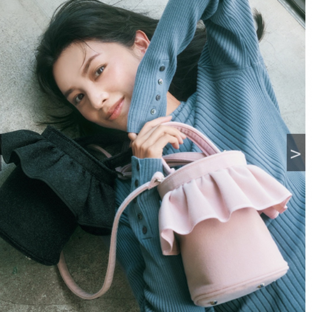 kumikyoku（組曲）(クミキョク)のR様　VERYコラボ　セツコサジテール　ピンク　シティ レディースのバッグ(ショルダーバッグ)の商品写真