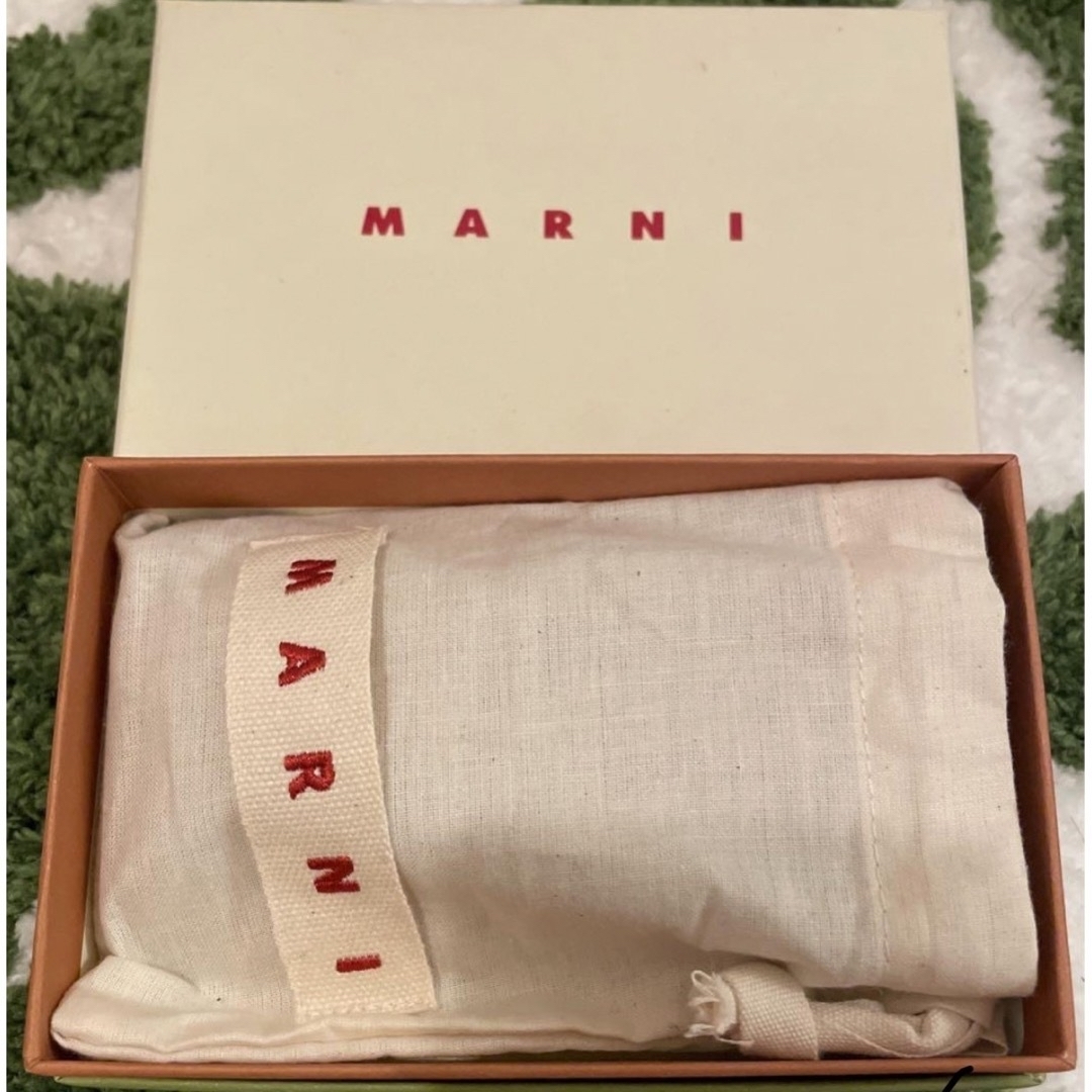 Marni(マルニ)の送料込♡新品未使用♡MARNI♡バイカラー♡キーケース レディースのファッション小物(キーケース)の商品写真