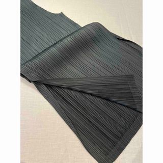 プリーツプリーズイッセイミヤケ(PLEATS PLEASE ISSEY MIYAKE)の美品 プリーツプリーズ ノースリーブ チュニック ワンピース(ひざ丈ワンピース)